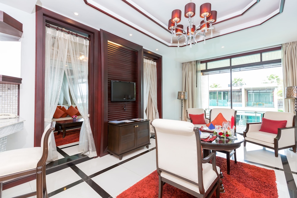 Suite, Private Pool - Photo 4