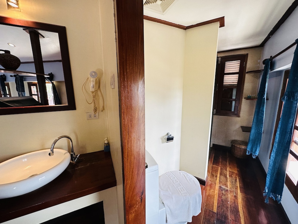 Deluxe Twin Room - Photo 18