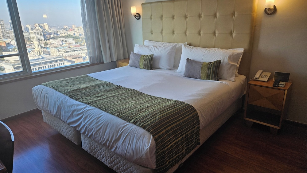 Superior Studio Suite - Photo 19