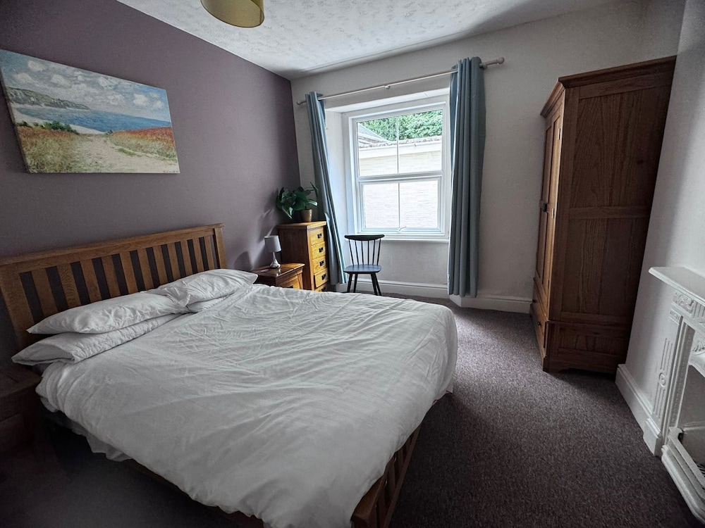 Two Bed Room Apartment (5 Guest)