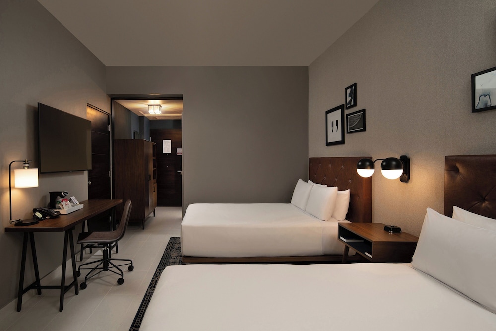 Traditional Room, 2 Double Beds