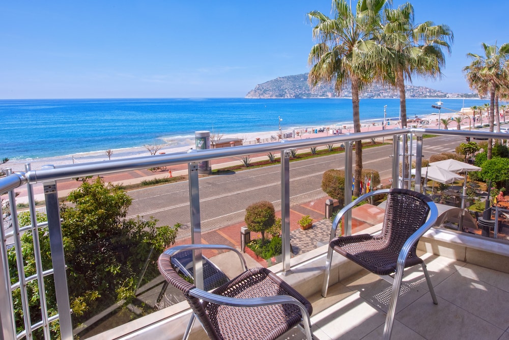 Comfort Seaview Room photo 2