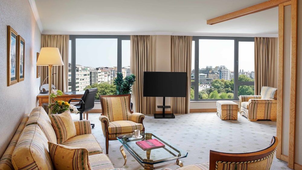 Grand Suite, Smoking, Sea View (Presidential)