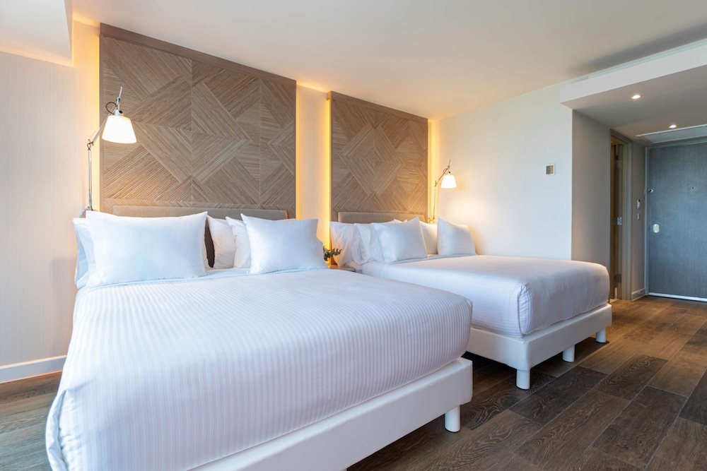 Available room