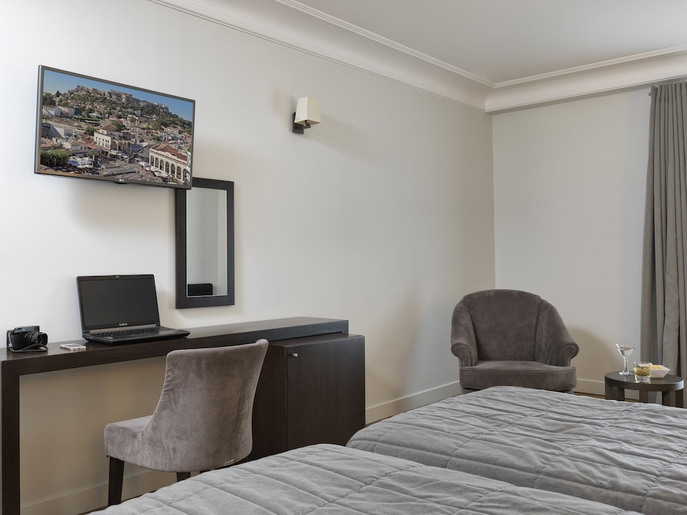 Standard Triple Room photo 2