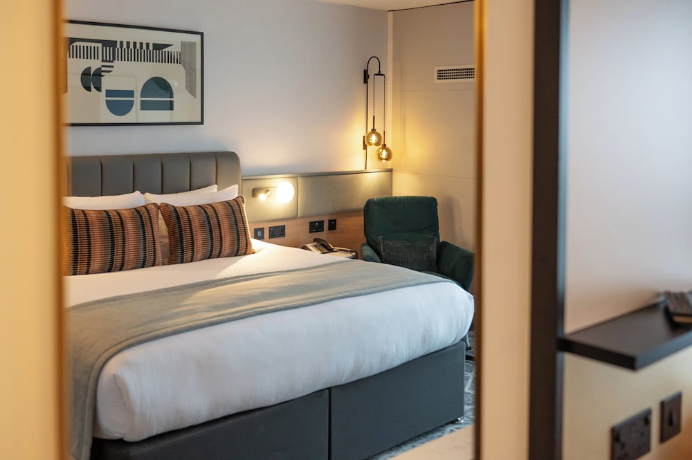 Premium Room, 1 King Bed, Club Lounge Access (Club Floor) - Photo 2