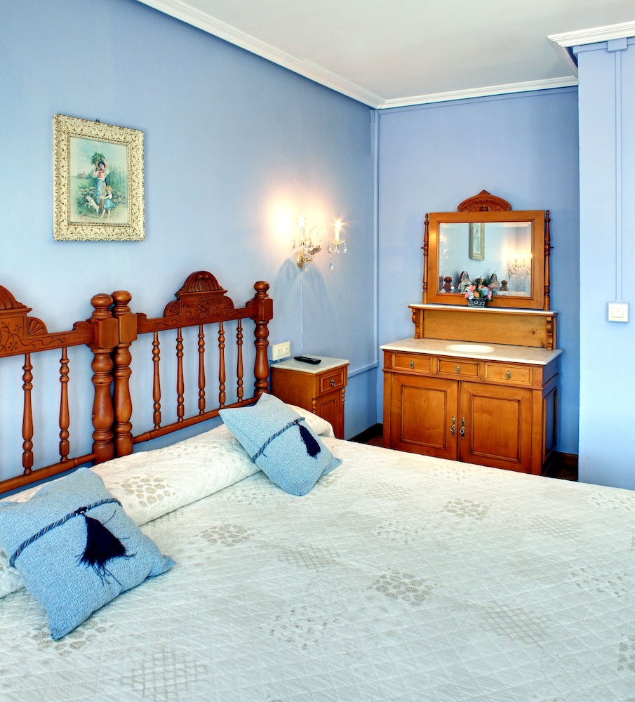 Basic Room photo 3