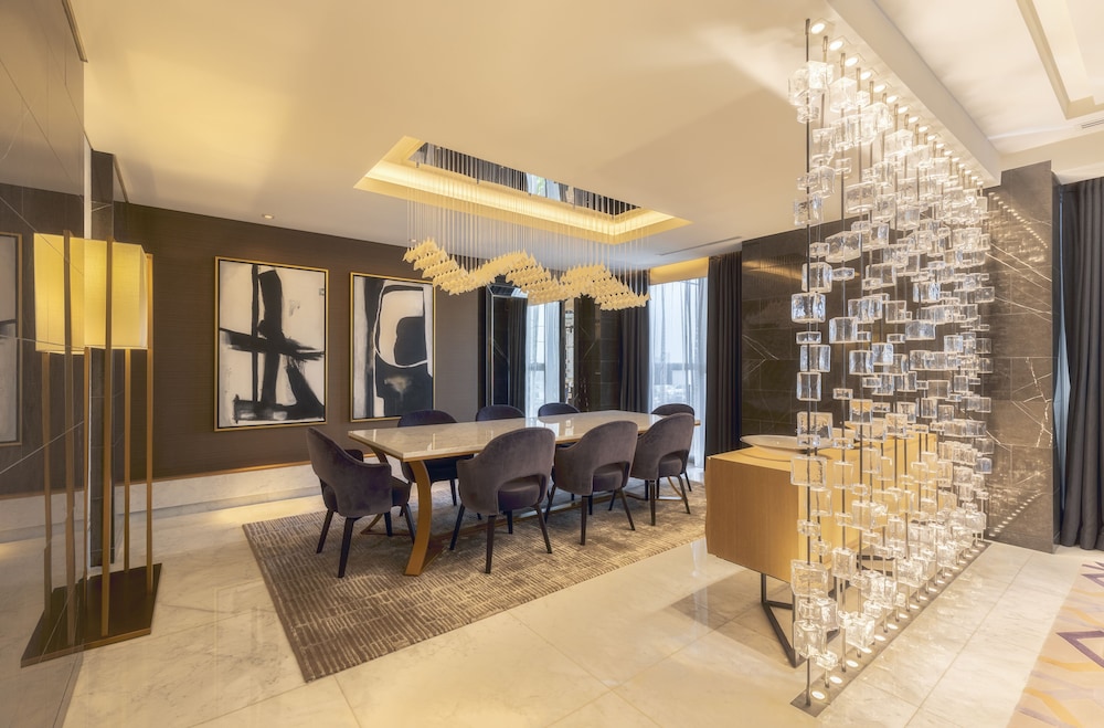Royal Suite - Photo 7