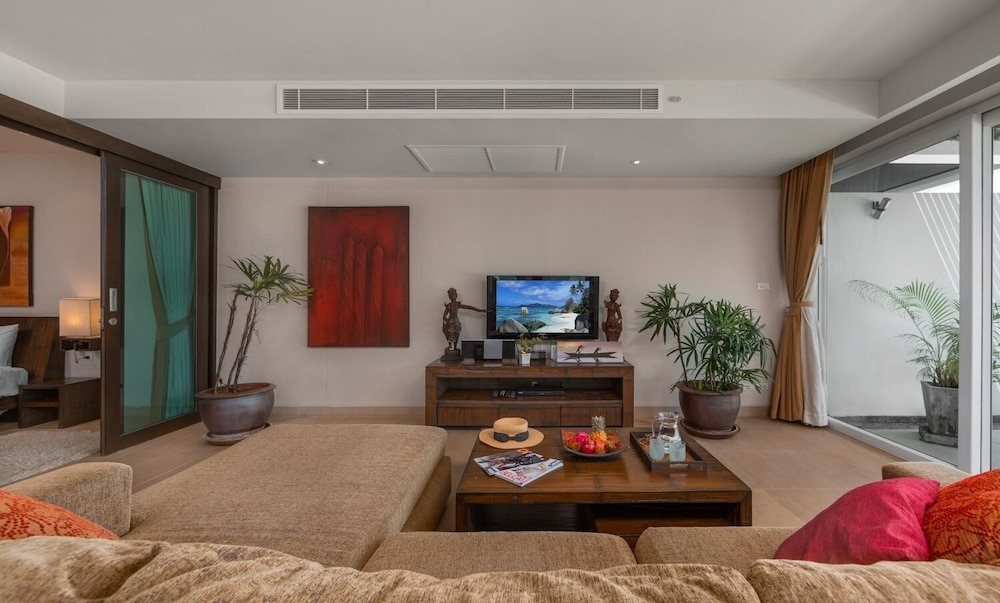 Apartment photo 3