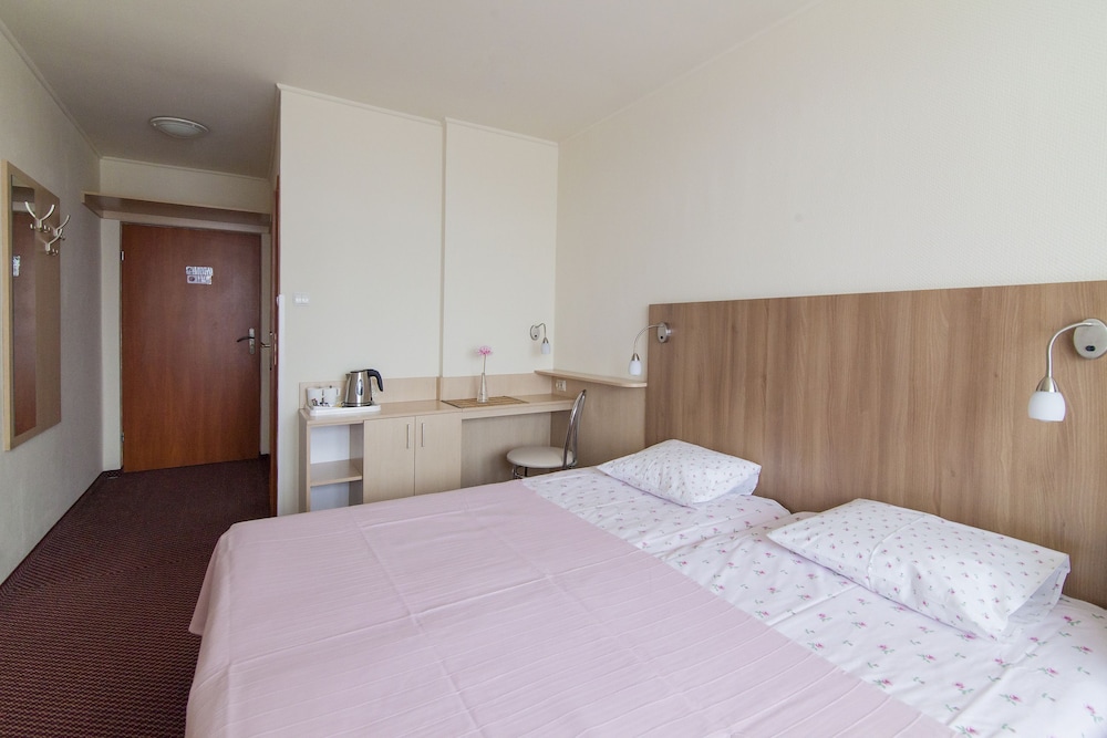 Standard Double Room photo 3