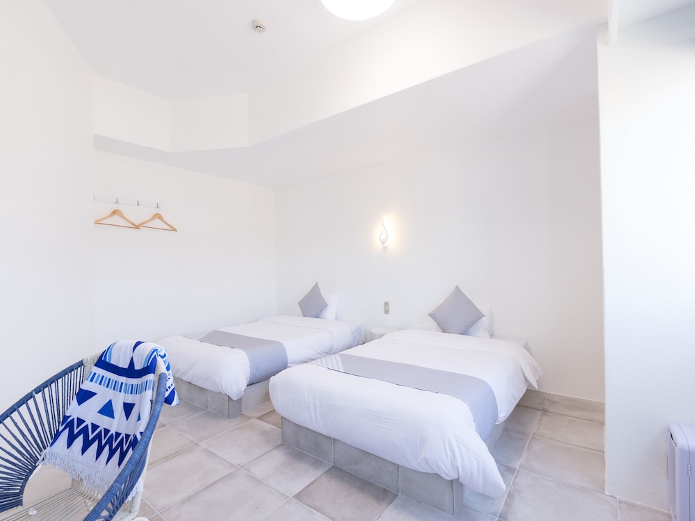 Twin Room, Non Smoking - Photo 1