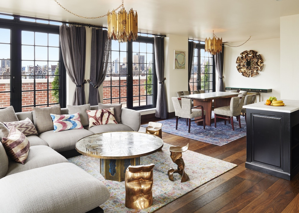 Penthouse (Ludlow) photo 2