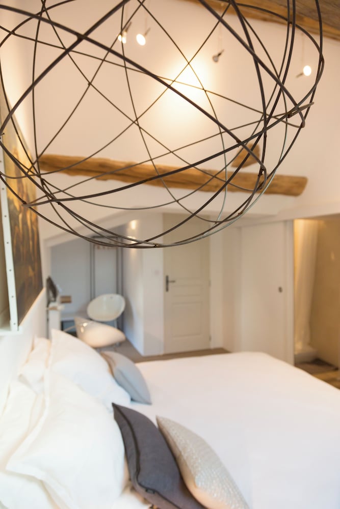 Superior Double or Twin Room, Vineyard View photo 3