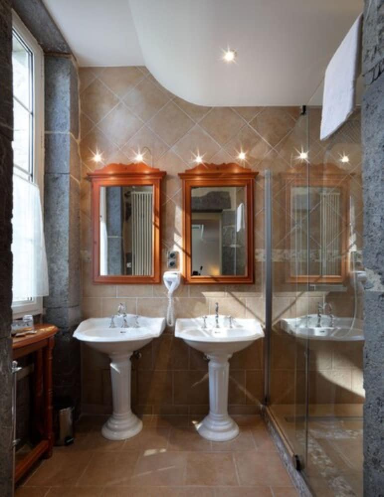 Traditional Room - Photo 1