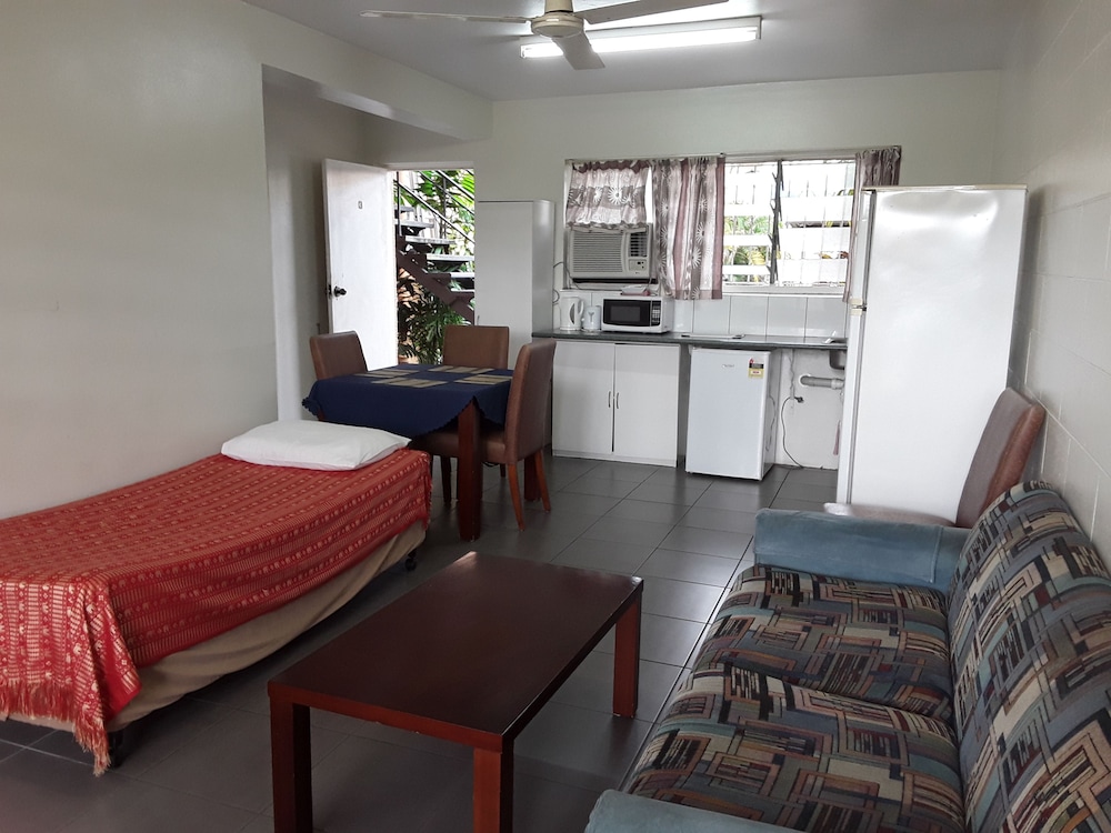 Studio, Multiple Beds, Courtyard View photo 2