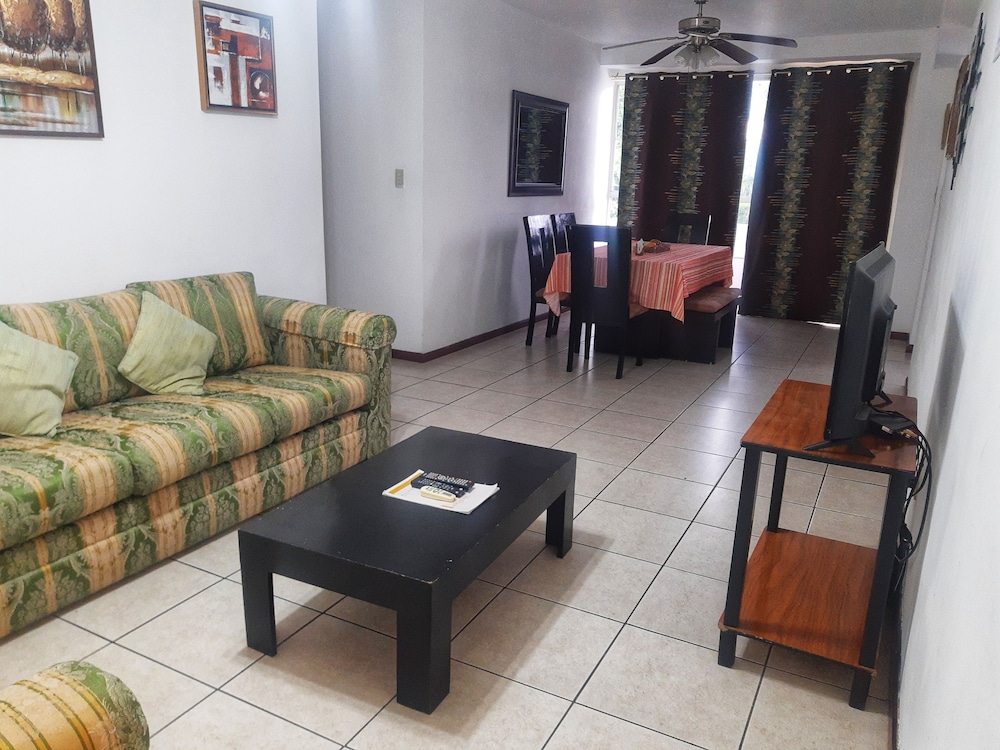 Apartment, 3 Bedrooms photo 3
