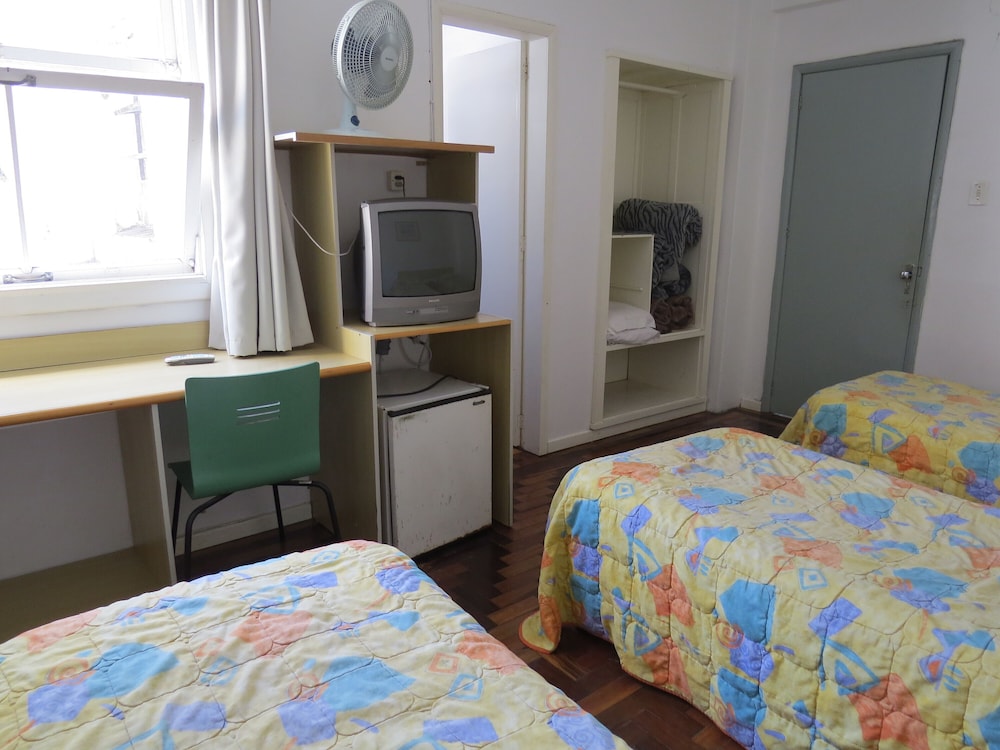 Standard Triple Room photo 2