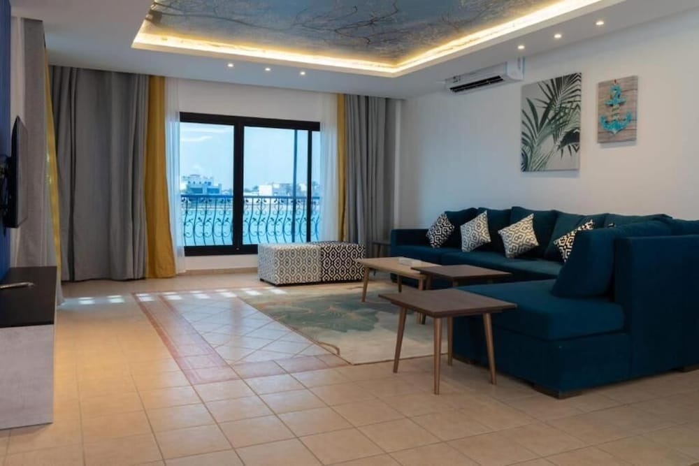 Luxury Chalet, 3 Bedrooms, Ground Floor
