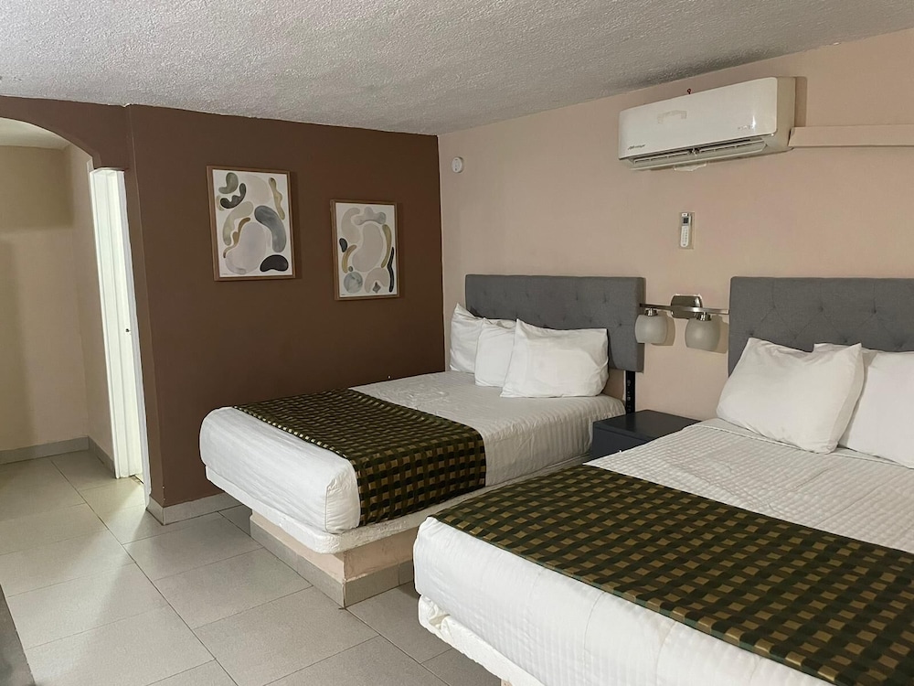 Standard Quadruple Room photo 1