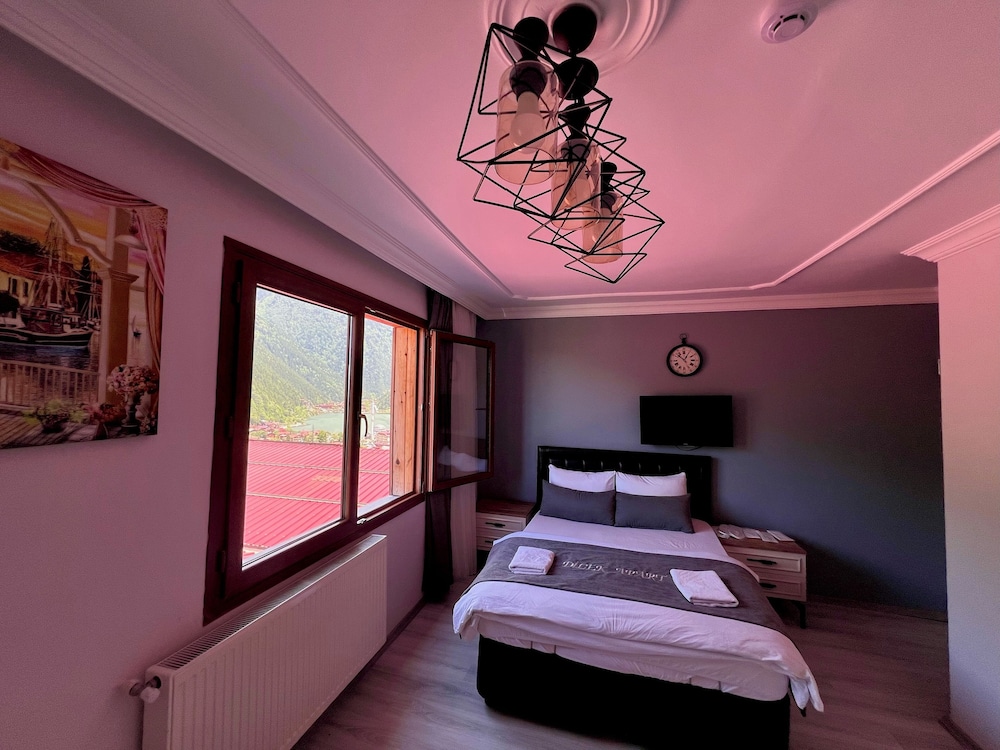 Family Quadruple Room photo 3