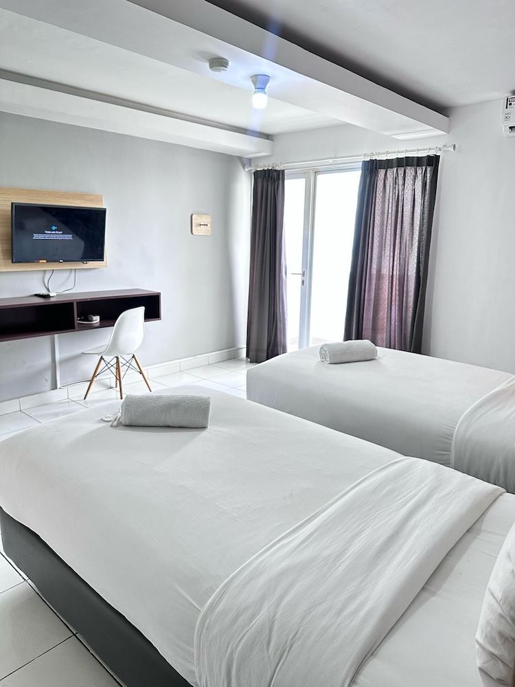 Deluxe Twin Room - Photo 3