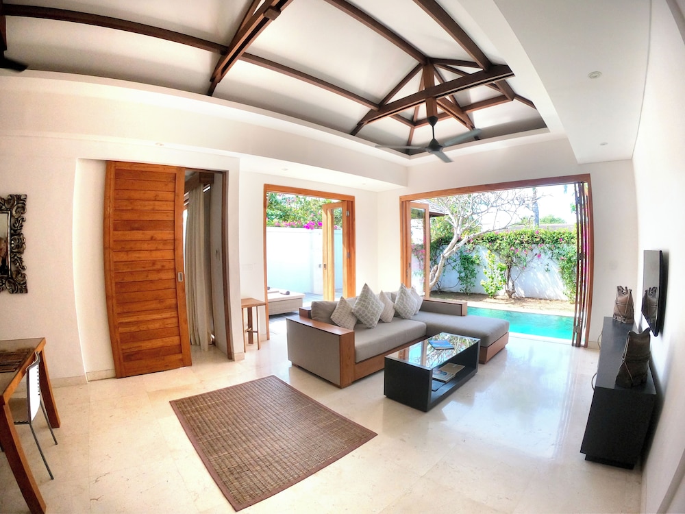 1 Bedroom Pool Villa photo 3