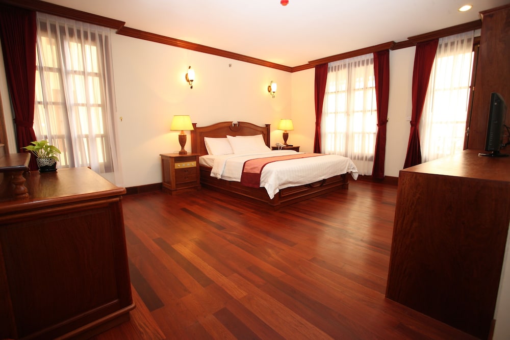 Three-Bedroom Suite