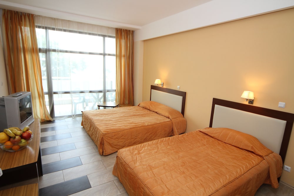 Standard Double Room, Balcony photo 3