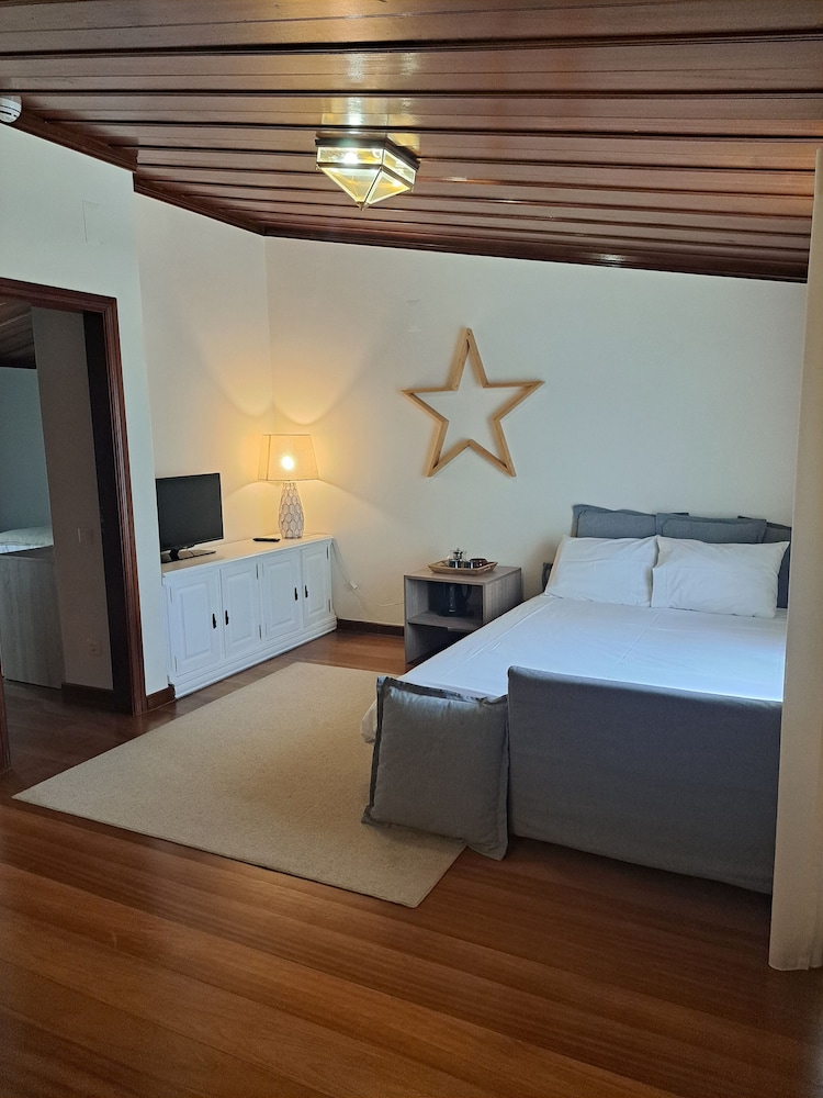 Family Quadruple Room, 2 Bedrooms photo 2