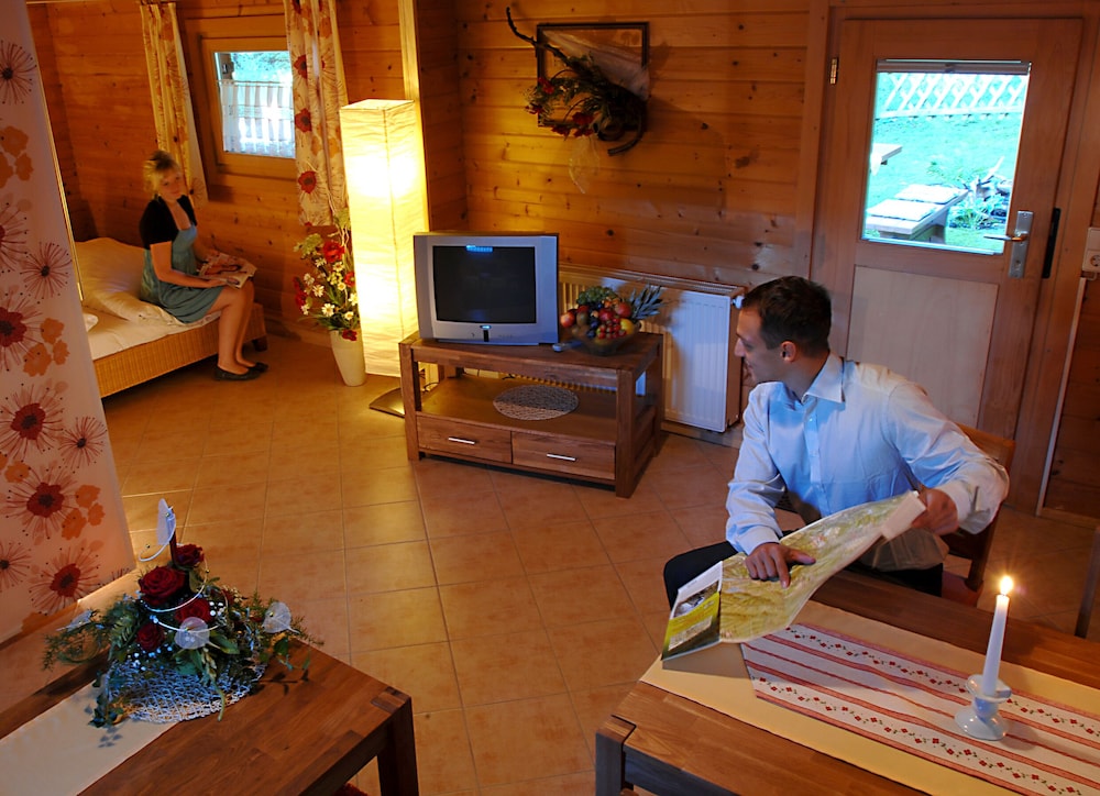 Family Cabin photo 2