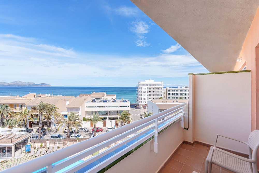Double Room, Balcony, Sea View - Photo 3