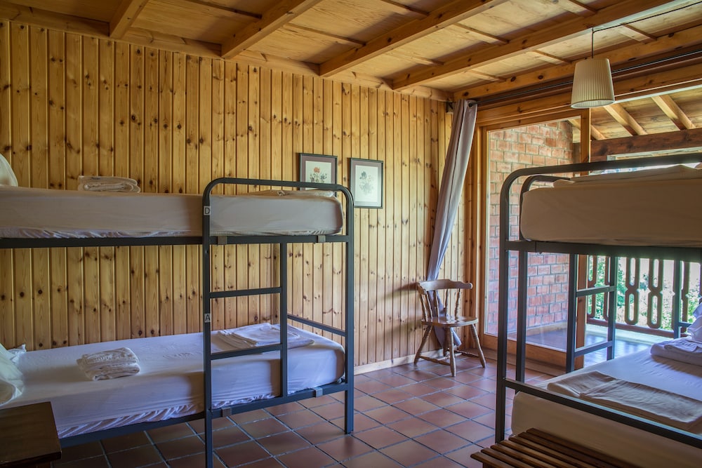 Dormitorio compartido (1 cama en un dormitorio de 4 camas)