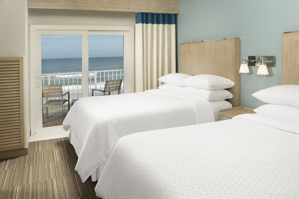 Executive Suite, Multiple Beds, Balcony, Oceanfront (Balcony) - Photo 1