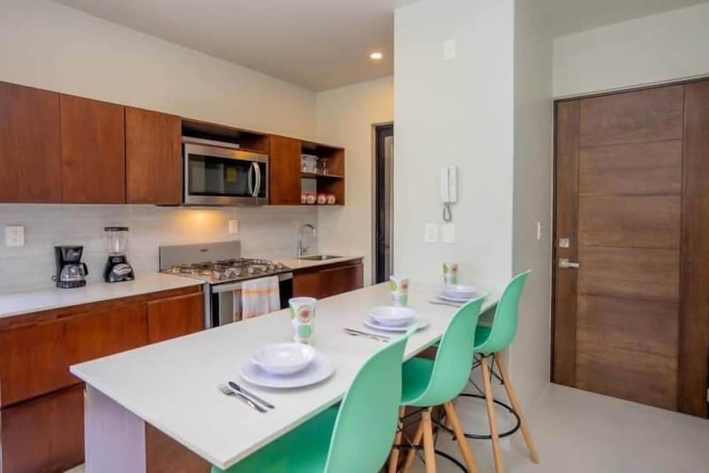 Classic Apartment photo 3