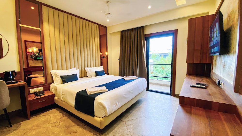 Premium Room with Balcony