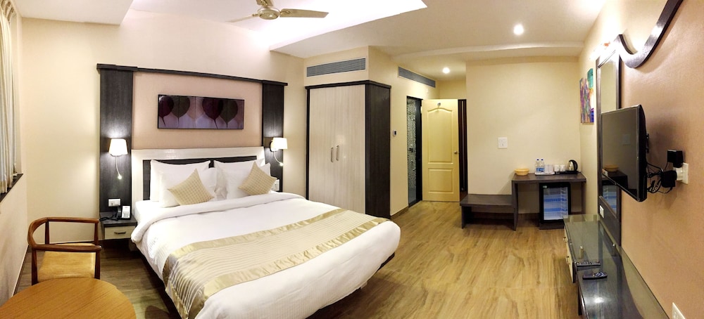 Superior Double Room, Non Smoking, Courtyard View photo 1