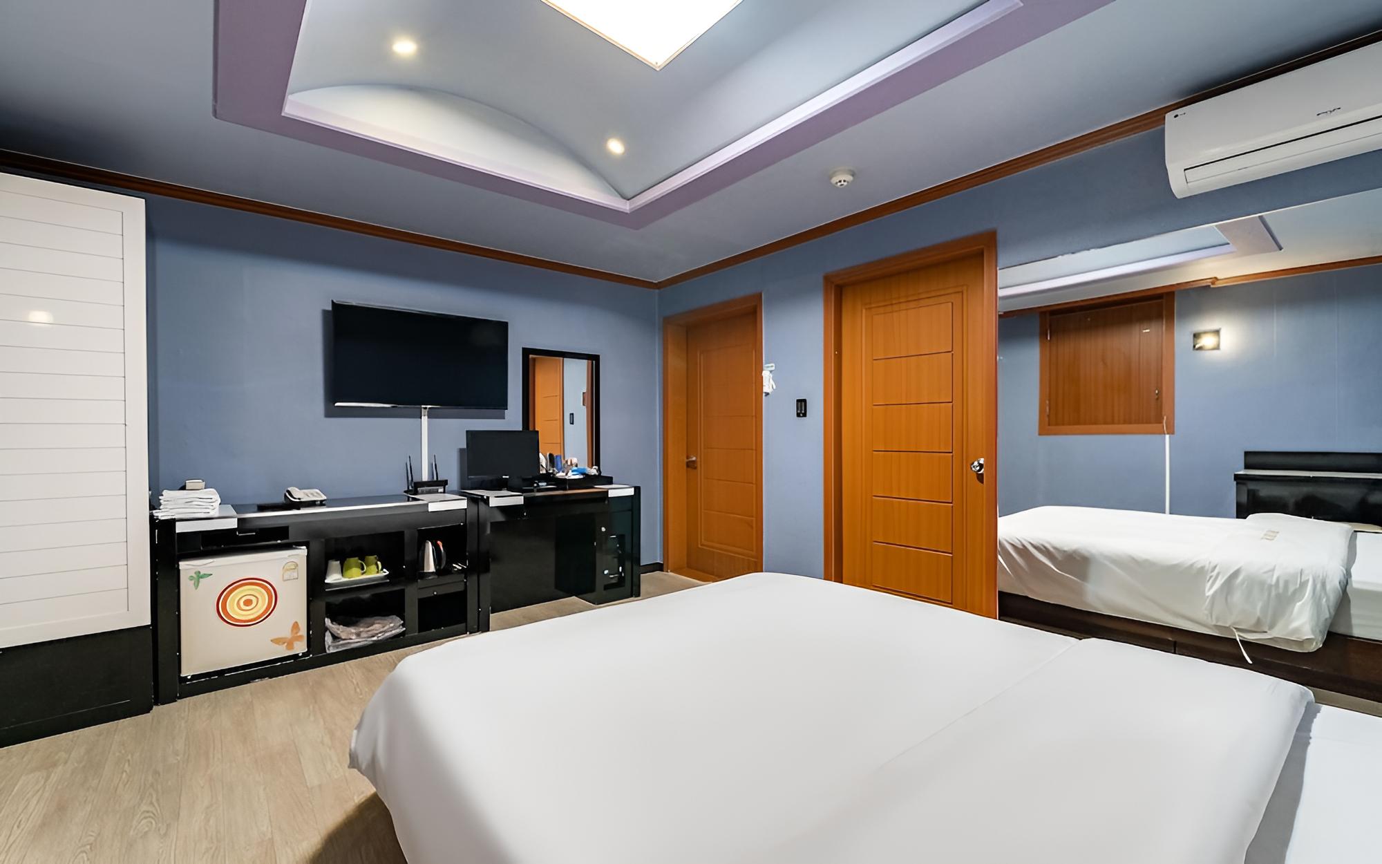 Room (Special Room) - Photo 3