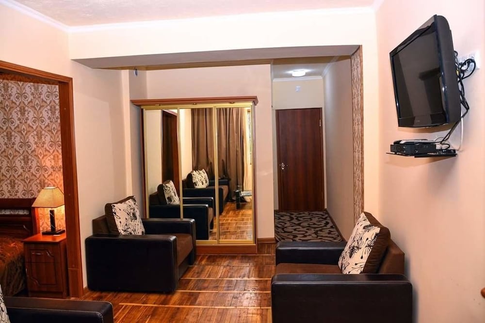 Family Room, 1 Double Bed with Sofa bed photo 3