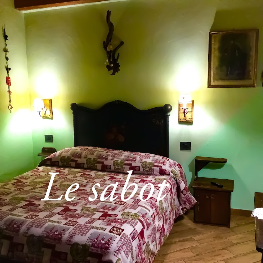 Traditional Triple Room photo 2
