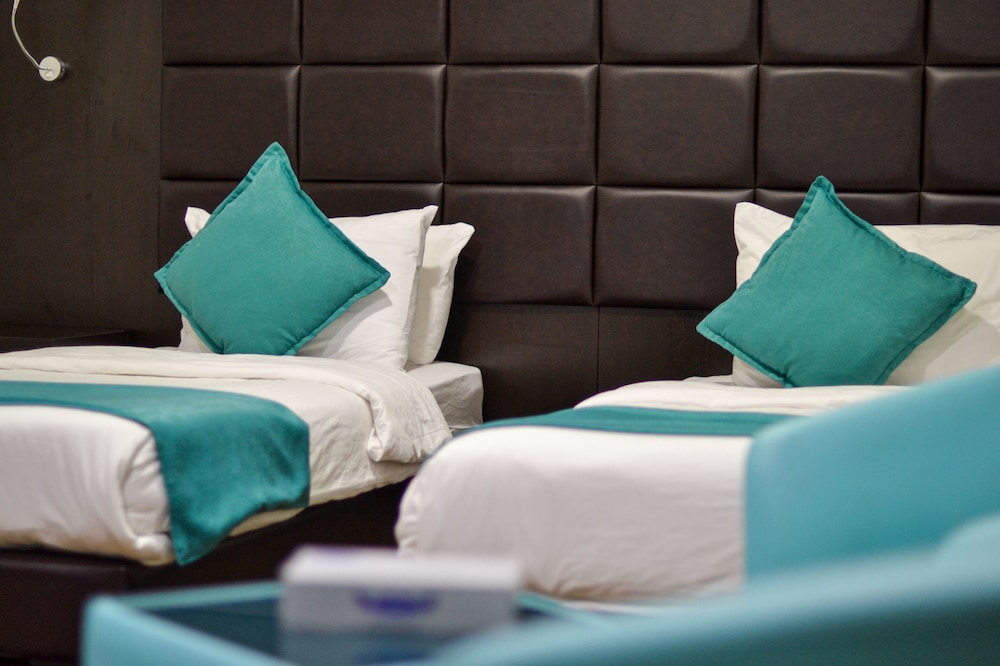 Junior Suite - Photo 13