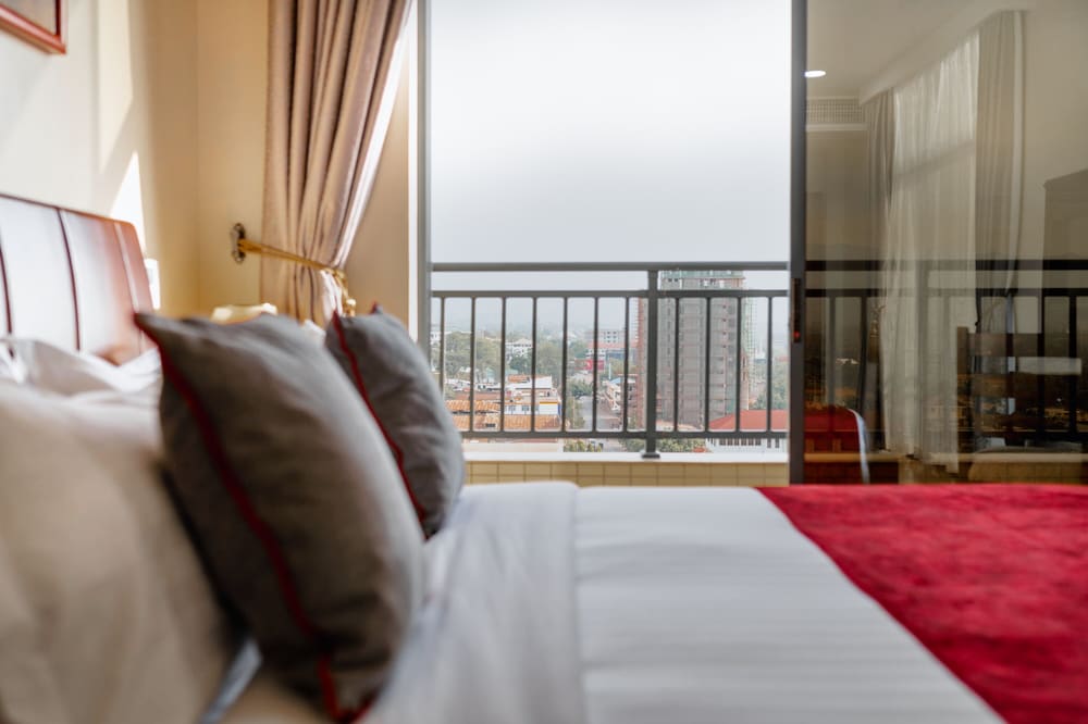Deluxe Double Room, Balcony, Mountain View - Photo 6