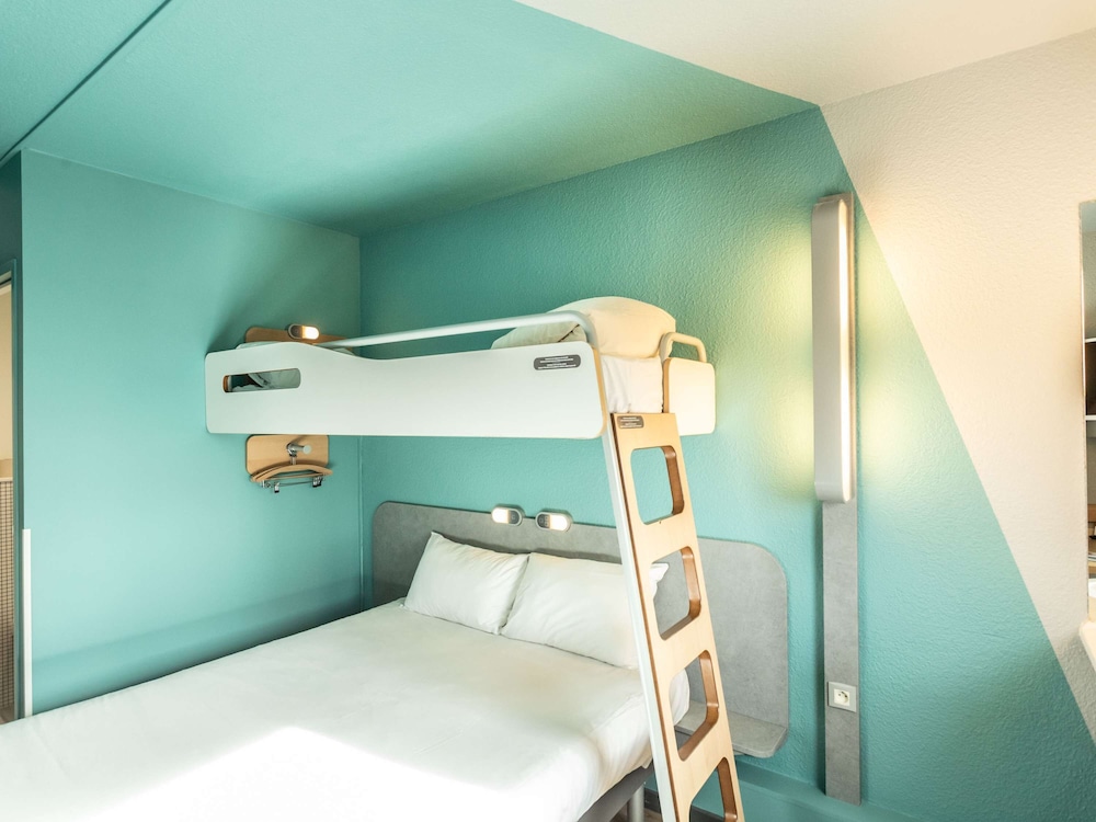 Triple Room, Multiple Beds photo 1