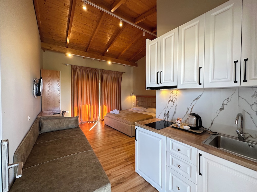 Billede 3 af Deluxe Double Room, Balcony, Garden View