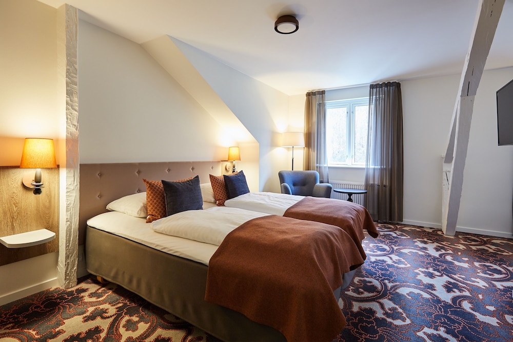 Classic Double Room, Annex Building photo 3