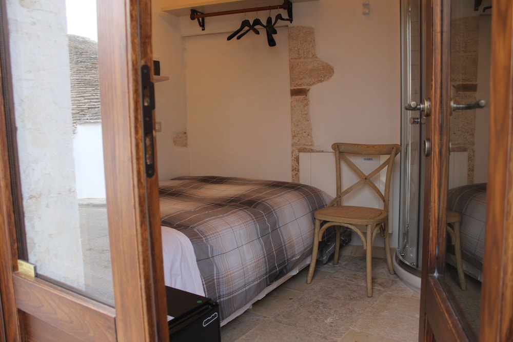 Studio, rez-de-chaussée