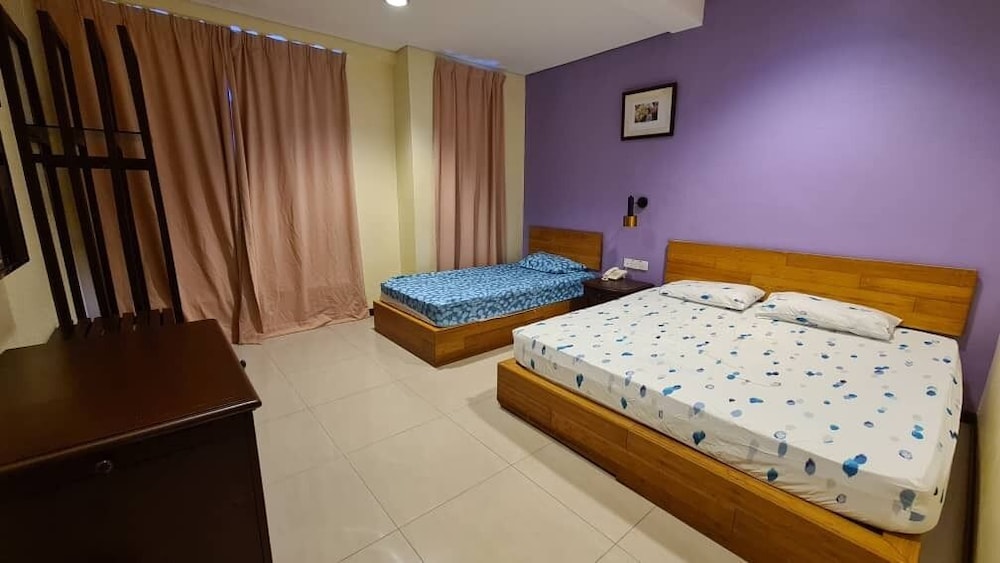 Deluxe Triple Room - Photo 2