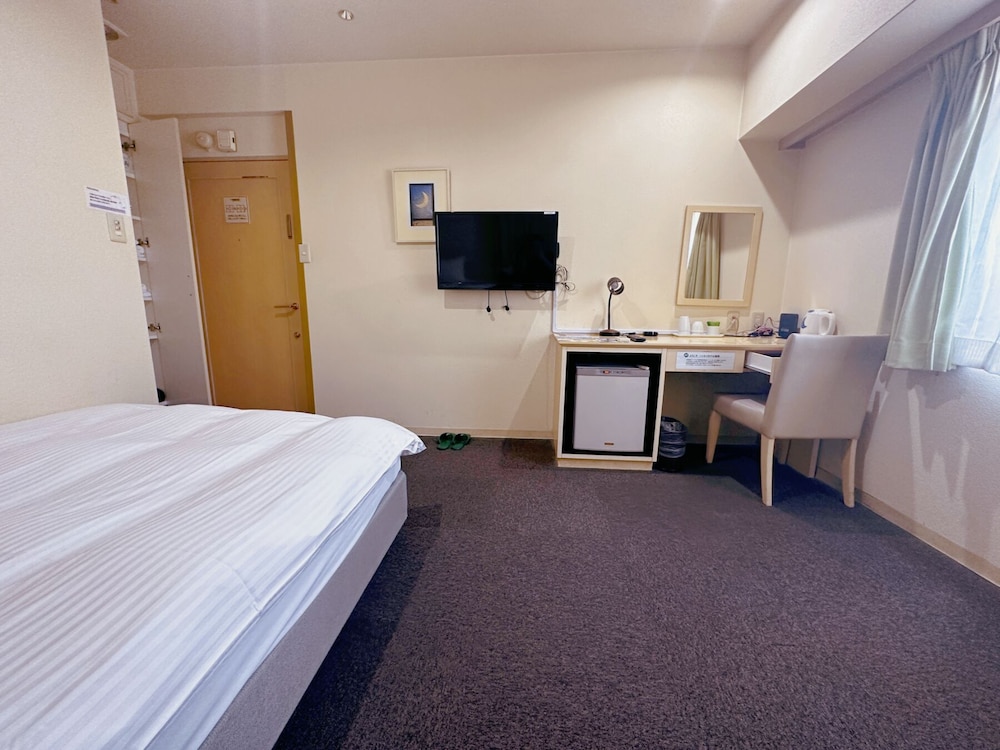 Semi Double Room, Smoking photo 3