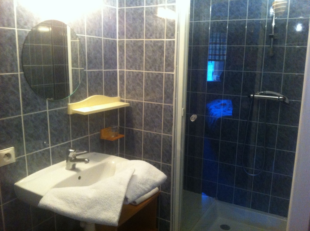 Room N°1 photo 2