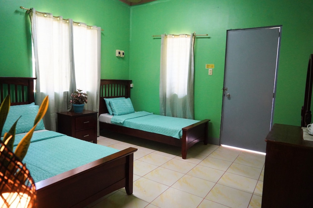 Triple Room photo 2