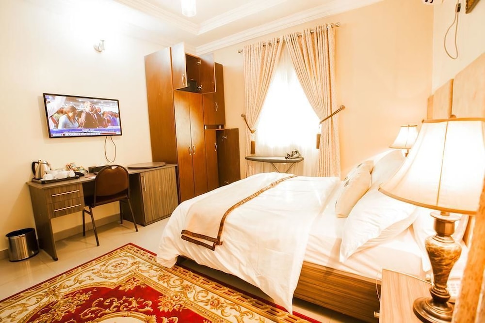 Executive Room - Photo 1
